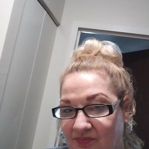 Meet your Posher, Stacey